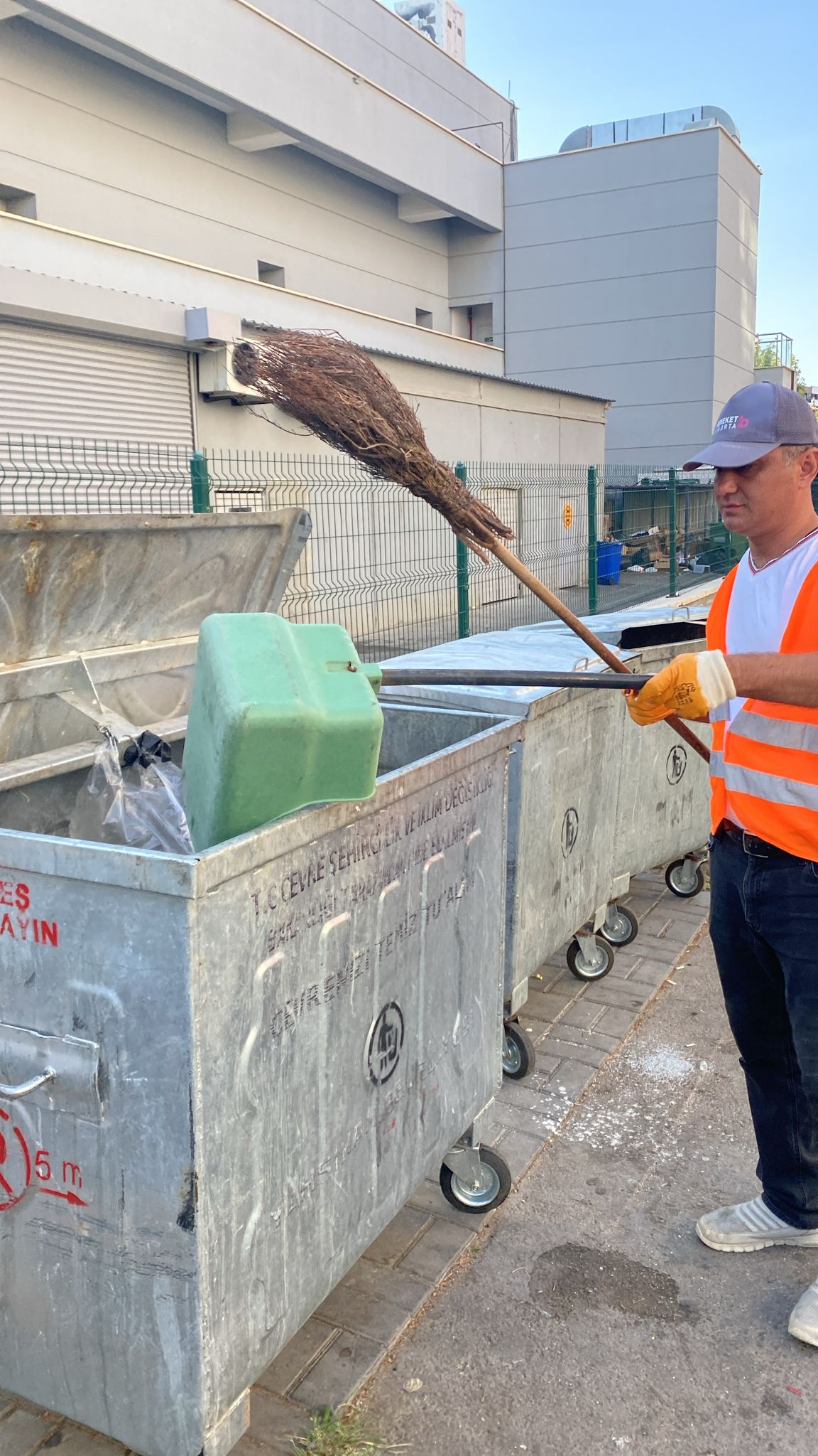 ilcemizin-dort-bir-yaninda-calismalarimizi-titizlikle-surduruyoruz